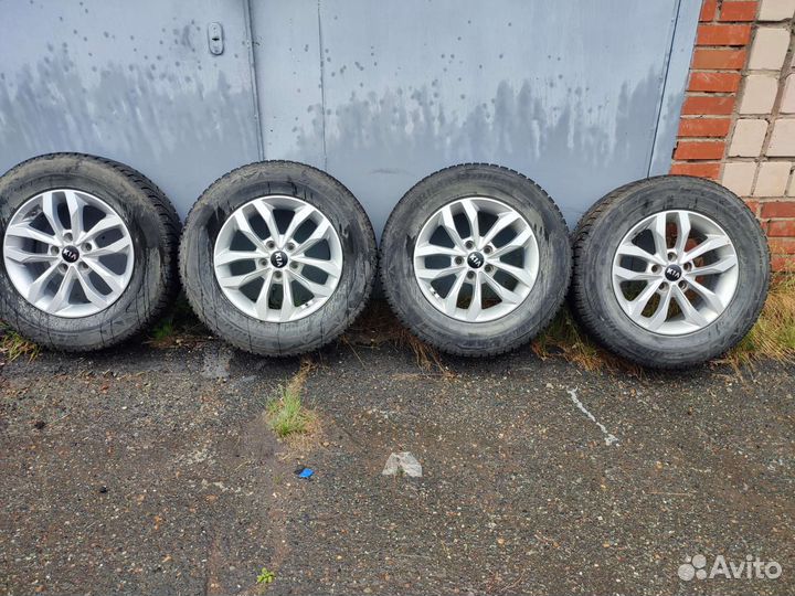 Продам колеса 215/70 р16 Kia sportage оригинал