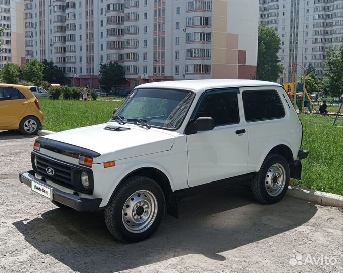 LADA 4x4 (Нива) 1.7 МТ, 2016, 82 000 км