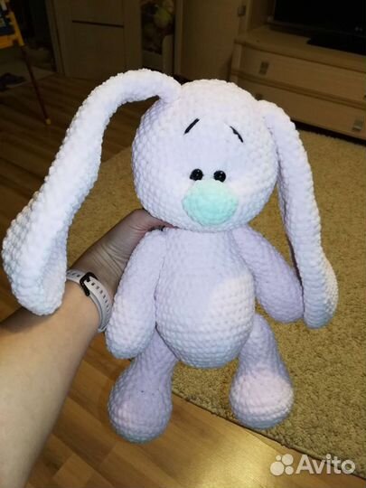 Заяц вязаный