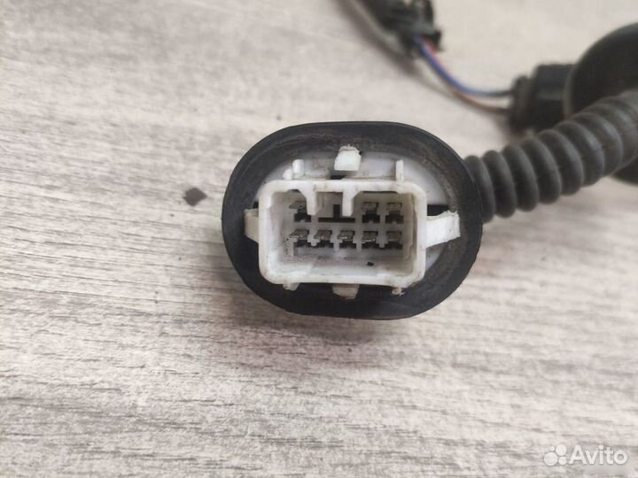 Проводка задней левой двери Hyundai Santa Fe 1