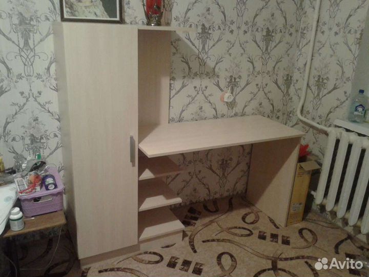 Стол письменный