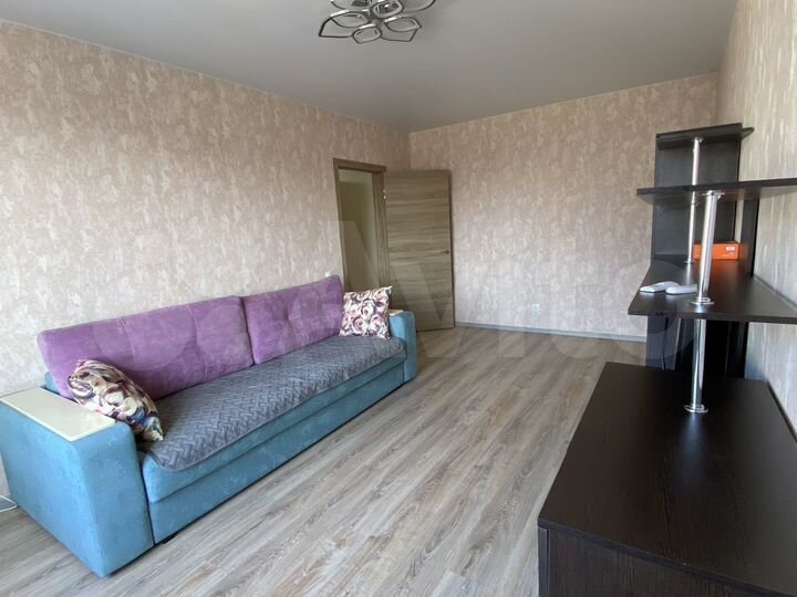 2-к. квартира, 57,3 м², 13/18 эт.