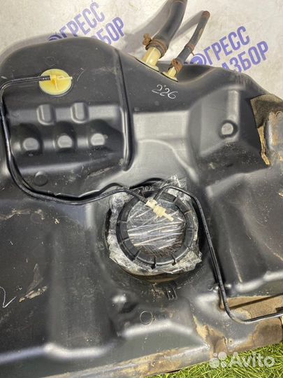 Бензобак Mazda 6 Gg седан 1.8 L8 2004