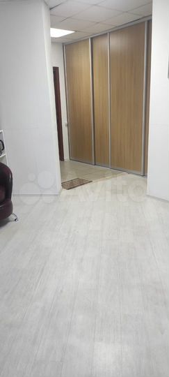 Свободного назначения, 70 м²