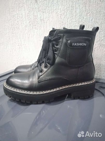Ботинки осенние для девочки 35 размер