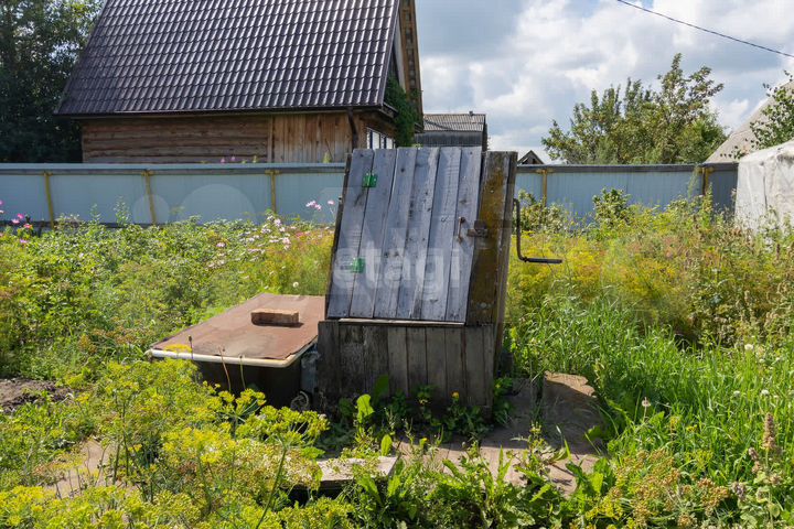 Дача 15 м² на участке 5 сот.