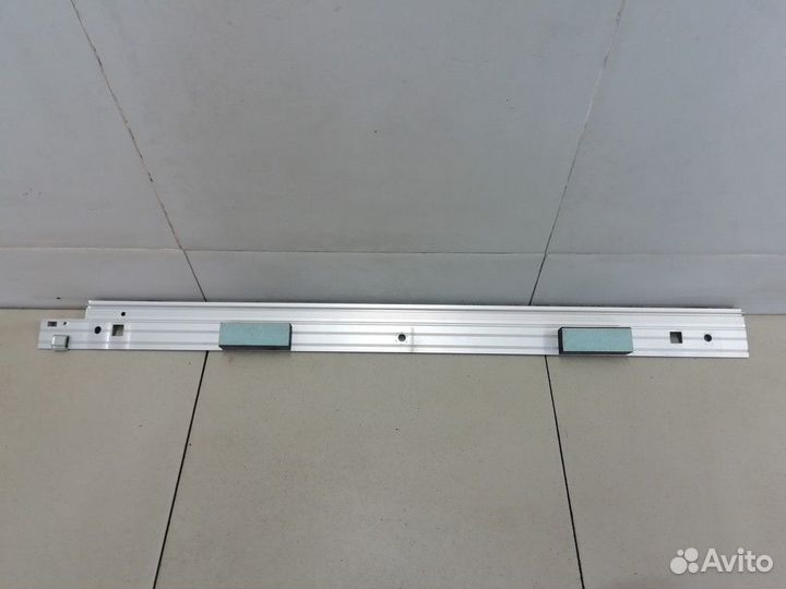 Направляющая стекла Megane II 2002-2009