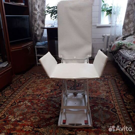 Кресло-подьемник для ванны