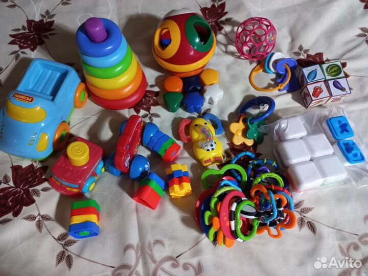 Пакет игрушек для малыша