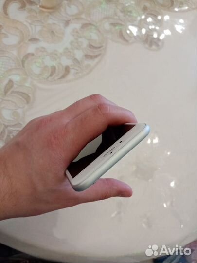 iPhone 6S, 32 ГБ