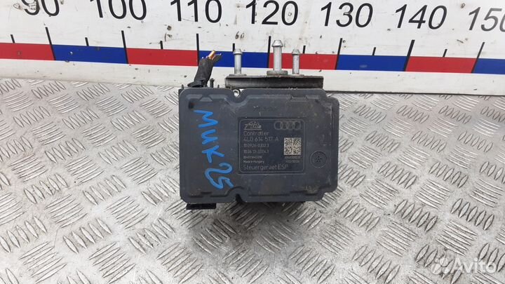 Блок управления тормозами/насос ABS Audi Q7