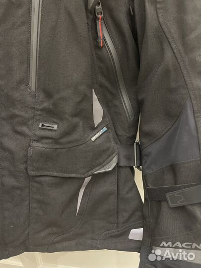 Мотокуртка женская 46