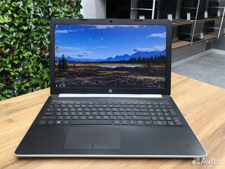 15.6 FHD HP/Ryzen 3/AMD Vega/8Gb/SSD256