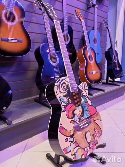 Гитара акустическая