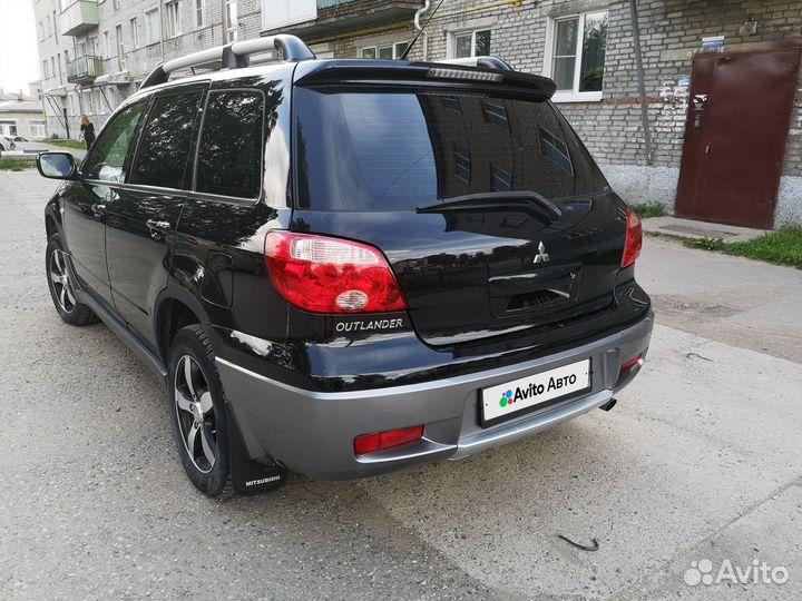 Mitsubishi Outlander 2.0 МТ, 2008, 216 000 км