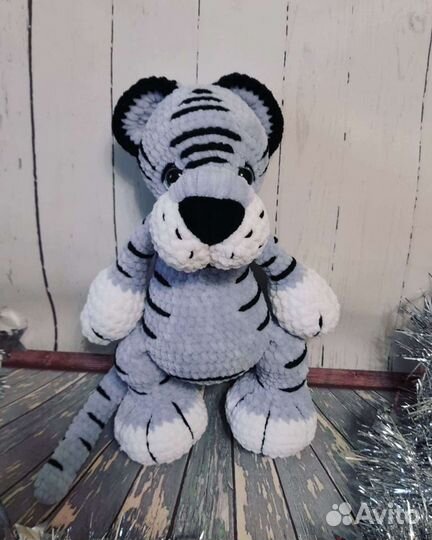 Вязаные игрушки. Тигр символ нового года