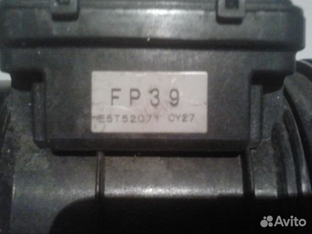 Датчик массового расхода воздуха Mazda FP-39