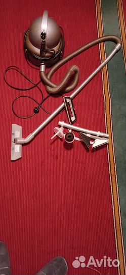 Советский, рабочий пылесос вихрь