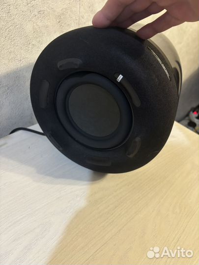 Harman kardon aura studio 4