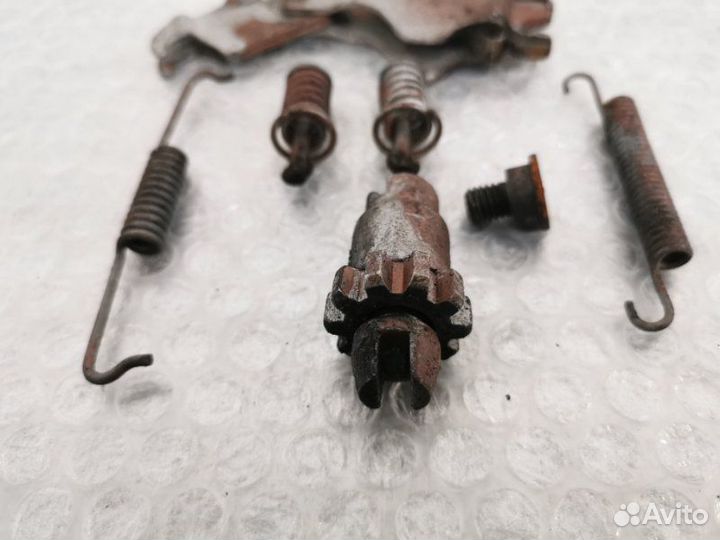 Механизм стояночного тормоза задний Bmw X5 E70