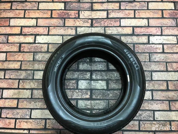 Pirelli Cinturato P7 235/55 R17 99Y