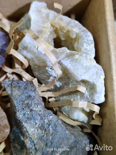 Набор минералов. Коллекция 15 камней