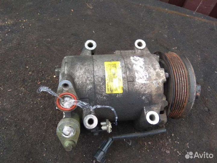 Компрессор кондиционера 9648138680 Peugeot 407 2.0