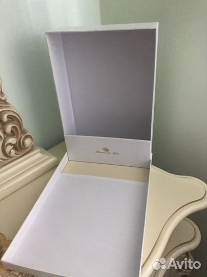 Коробка подарочная