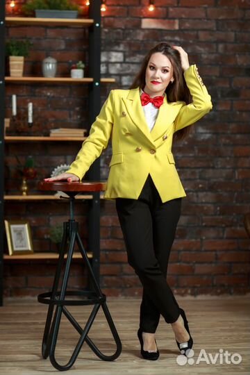 Поющая ведущая тамада на свадьбу юбилей выпускной