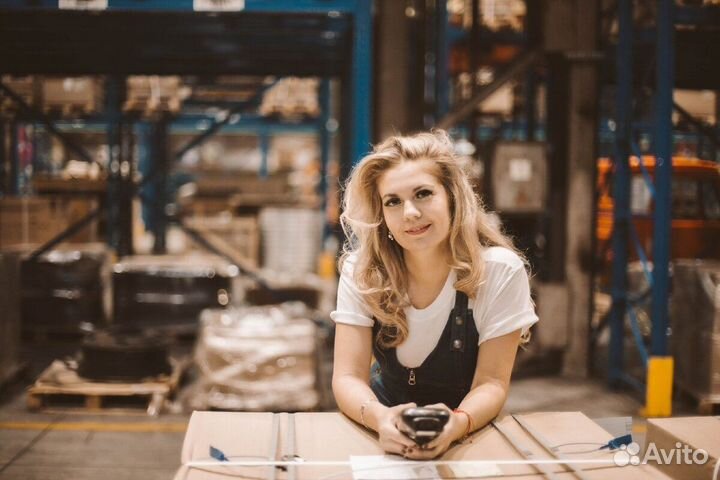 Приёмщик товара на склад косметики Без опыта Вахта