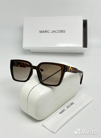 Солнцезащитные очки marc jacobs