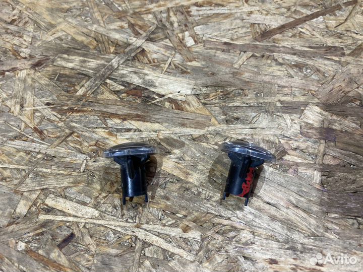 Повторитель поворота в крыло Skoda Fabia 2 07-15