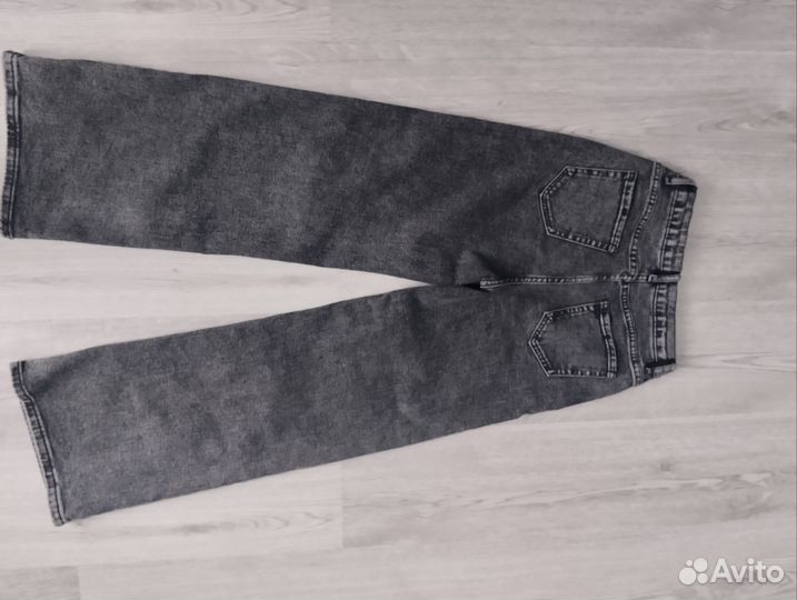 Джинсы женские