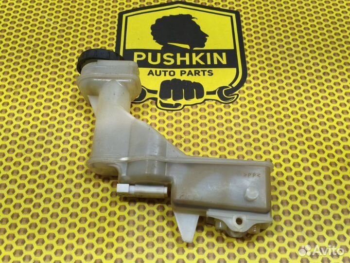 Бачок главного тормозного цилиндра Renault Koleos