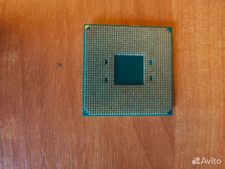 Процессор AMD Ryzen 3 2200g со встройкой Vega 8