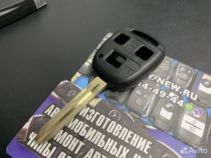 Корпус ключа Toyota Camry v30
