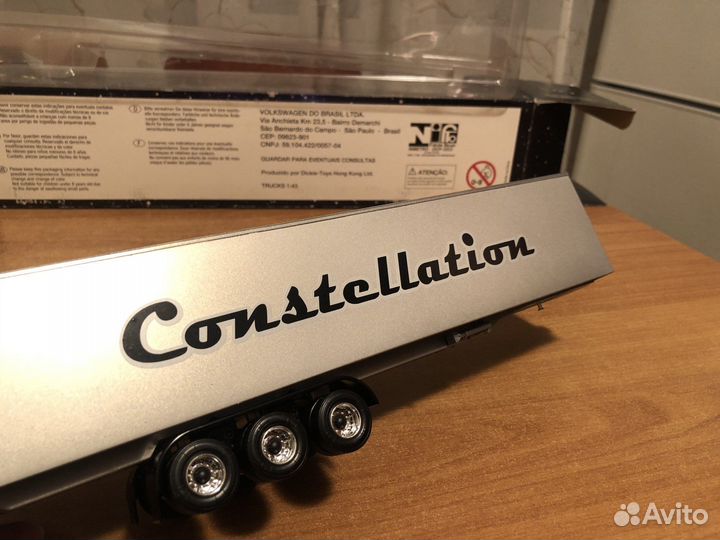 VW Constellation 1/43 Schuco Brasil