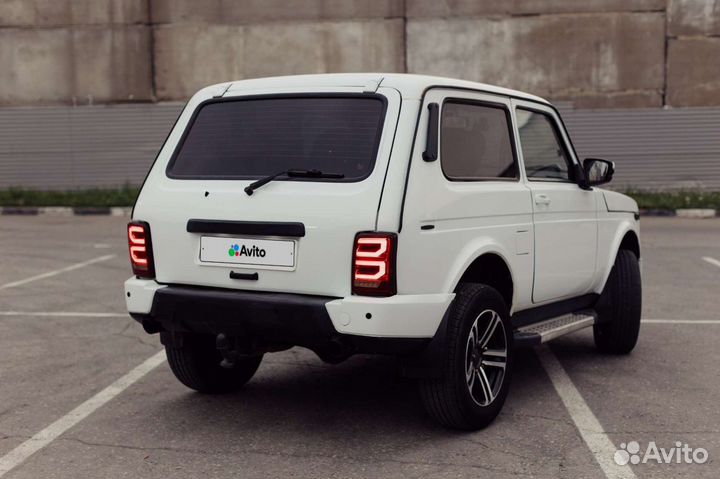 LADA 4x4 (Нива) 1.7 МТ, 2009, 124 000 км