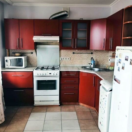 3-к. квартира, 79 м², 10/10 эт.