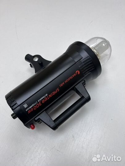Студийна вспышка Falcon Eyes Sprinter 300BW