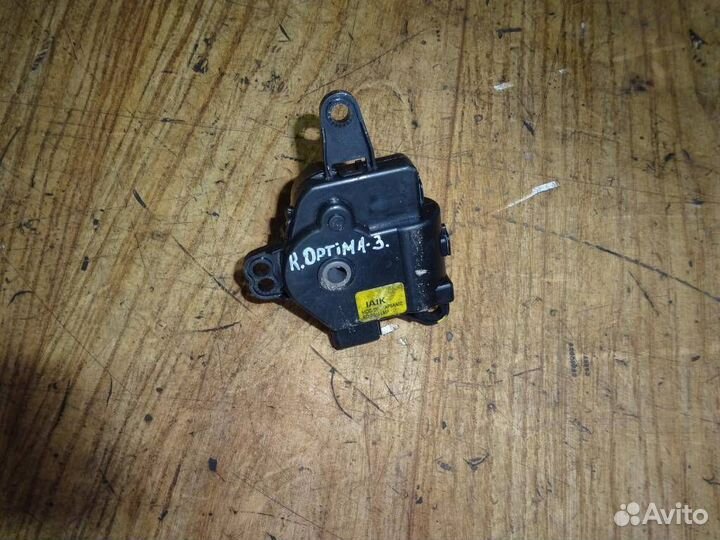 Моторчик заслонки отопителя Kia Optima 3 2010-2015