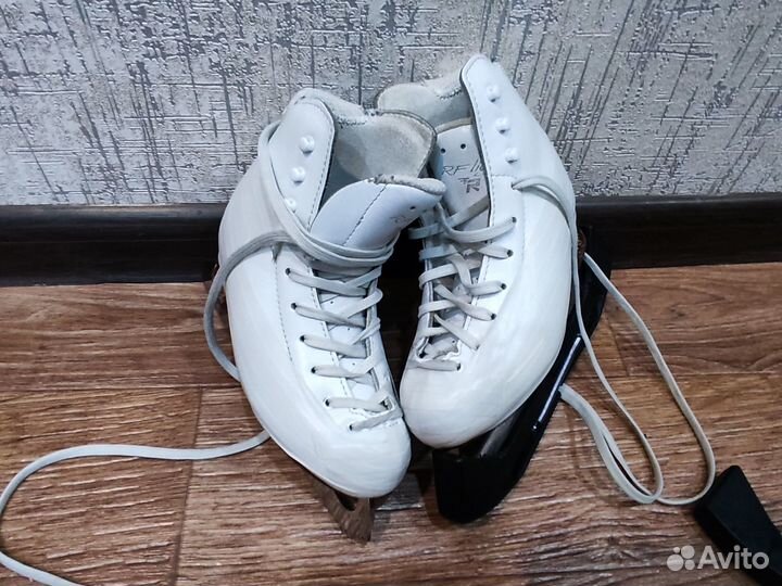 Коньки фигурные Риспорт 195 RF light