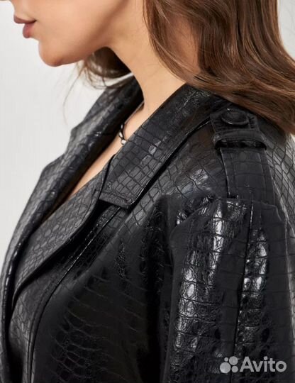 Плащ женский