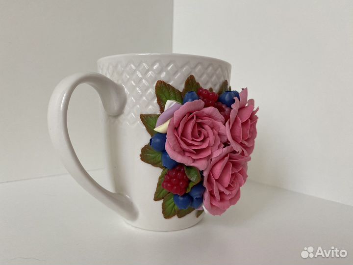 Кружка с декором из полимерной глины