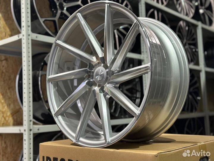 Vossen CVT r19 8.5j ET+35 5*112 (левый-правый)