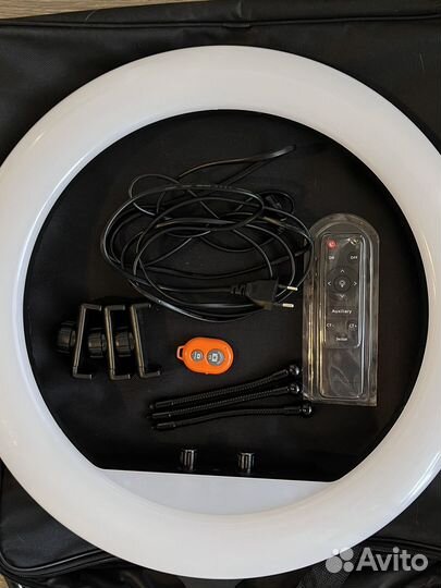 Кольцевая лампа RL-18 45 см со штативом