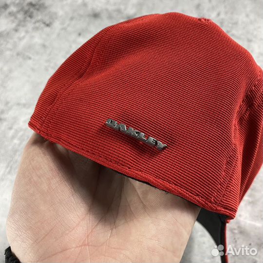 Кепка Oakley Mettalic Logo Red Vintage