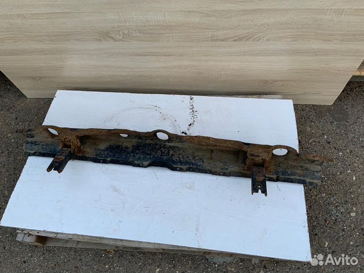 Усилитель заднего бампера Ssang Yong Actyon Sport