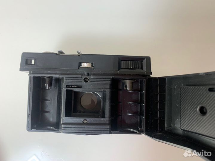 Плёночный фотоаппарат Смена 8М