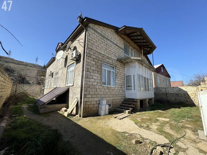 Дом 195 м² на участке 4 сот.